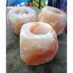 Himaalaja soolast küünlaalus, defektiga (1 tk)